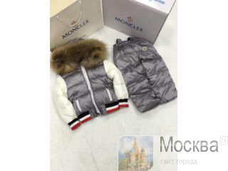  Moncler   4900 .   10 . 