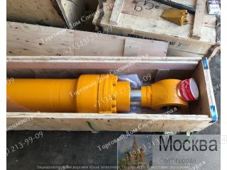   Komatsu PC 220-7 . , .  7.